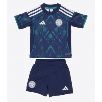 Camiseta Leicester City Oliver Skipp #22 Segunda Equipación Replica 2025-26 para niños mangas cortas (+ Pantalones cortos)